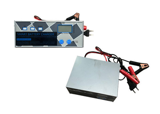 Srebrny kolor Jump Starter Przenośny ładowarka z inteligentnym cyfrowym wyświetlaczem